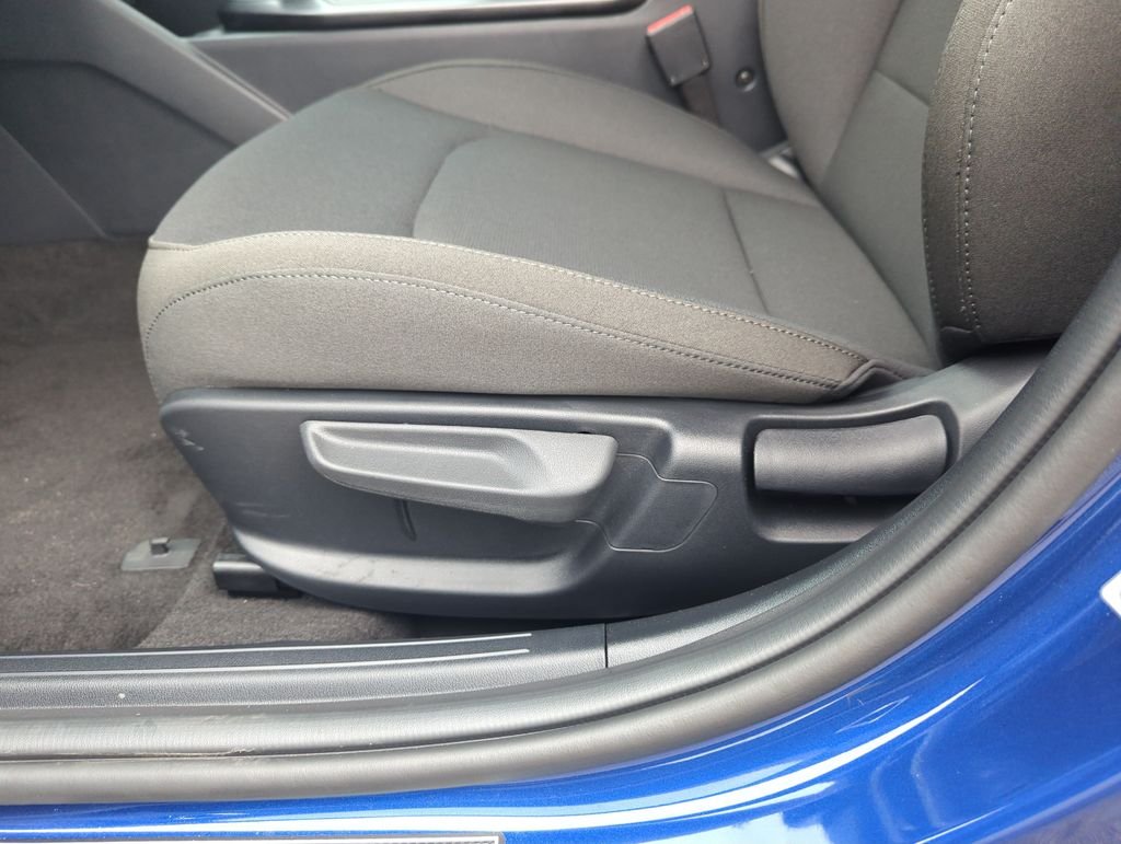 New 2026 Deep Sea Blue Kia LXS image 13