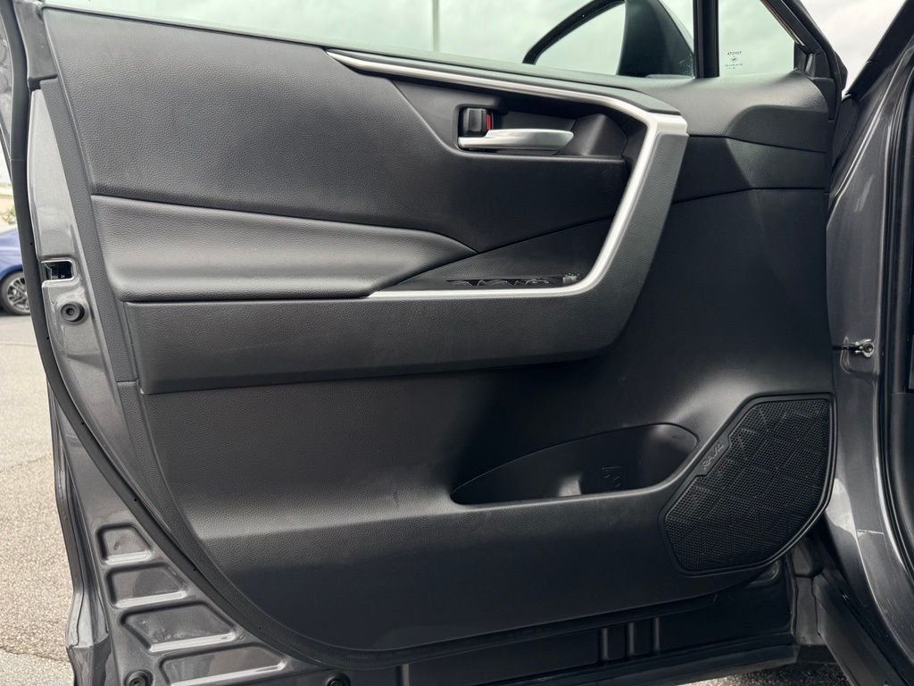 Used 2023 Gray Toyota XLE Premium image 15