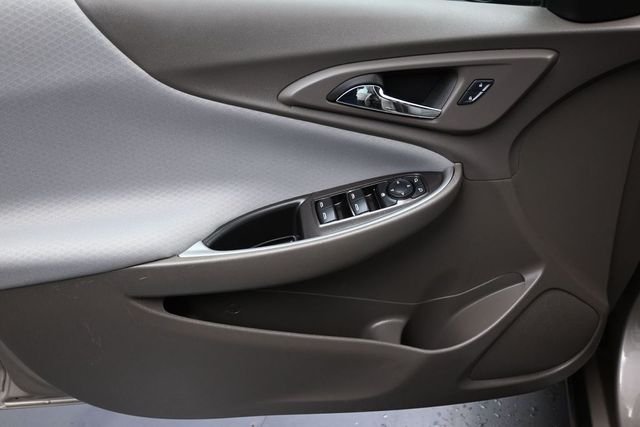 Used 2025 Gray Chevrolet LT image 13