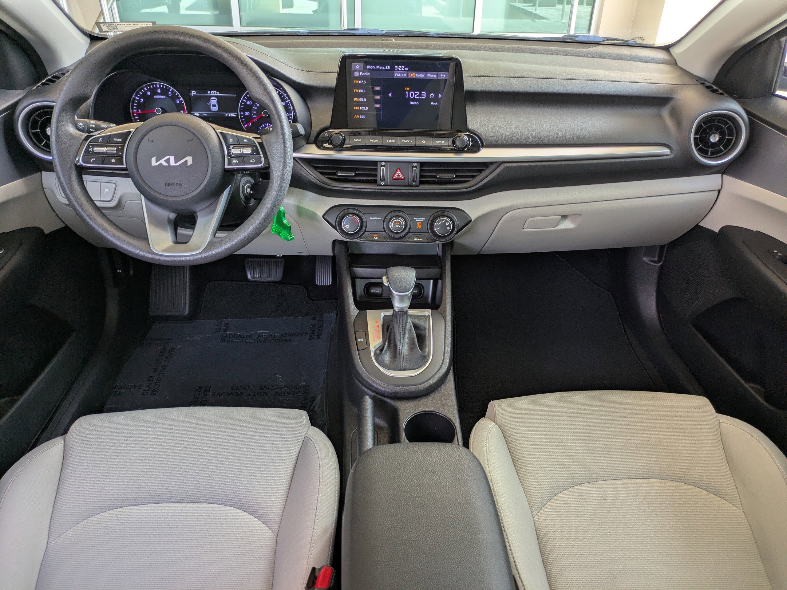 2022 Kia FORTE LXS - Photo 13