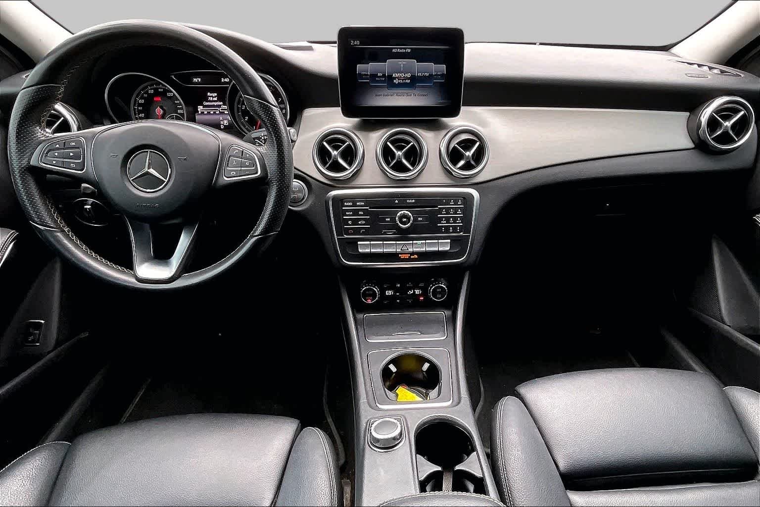 Used 2018 Polar Silver Metallic Mercedes-Benz GLA 250 image 14