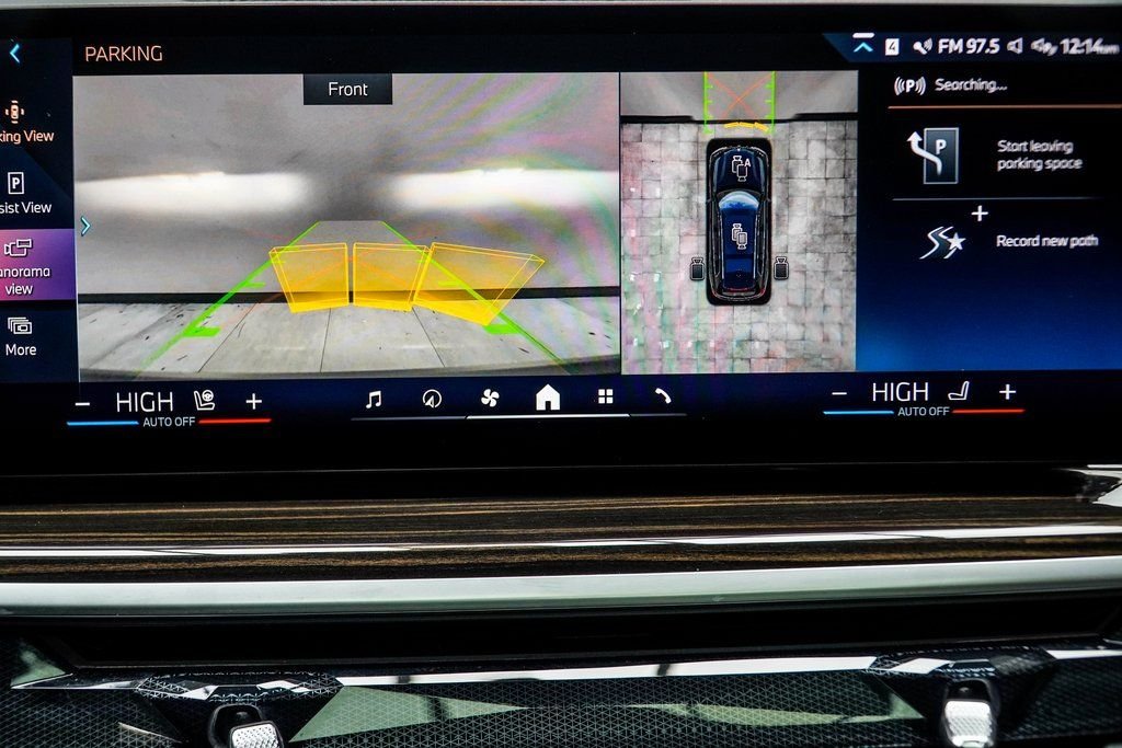 Used 2025 Black BMW xDrive40i image 26