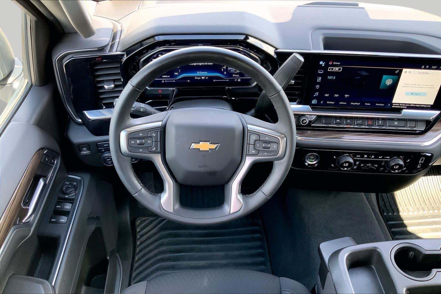 Used 2023 Sterling Gray Metallic Chevrolet LT image 6
