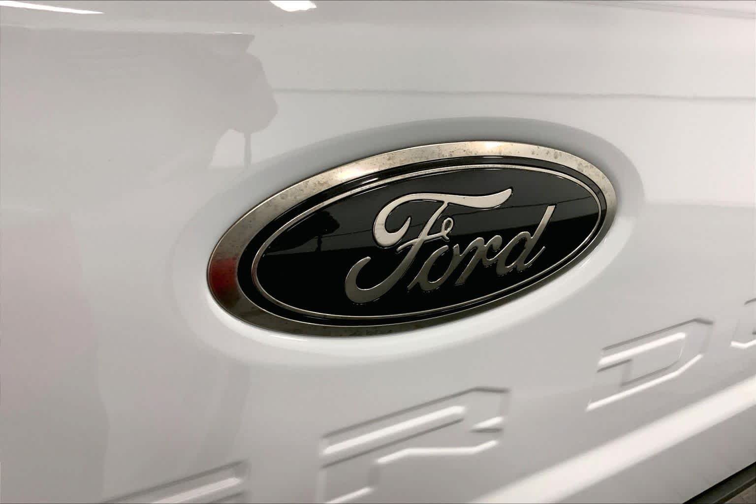 New 2026 Avalanche Ford F-350® Lariat® image 11