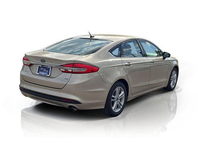 Certified Used 2018 White Gold Metallic Ford SE image 4