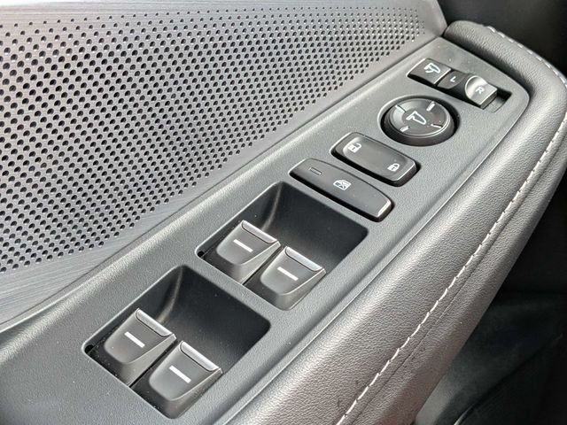 Certified Used 2026 Platinum White Pearl Acura Technology Package image 29