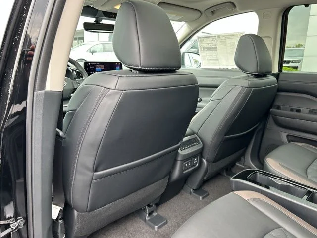 2026 Nissan Pathfinder Platinum - Photo 18