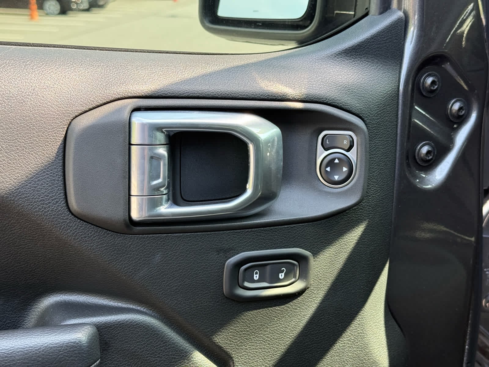 Used 2025 Granite Crystal Metallic Clearcoat Jeep Nighthawk image 13
