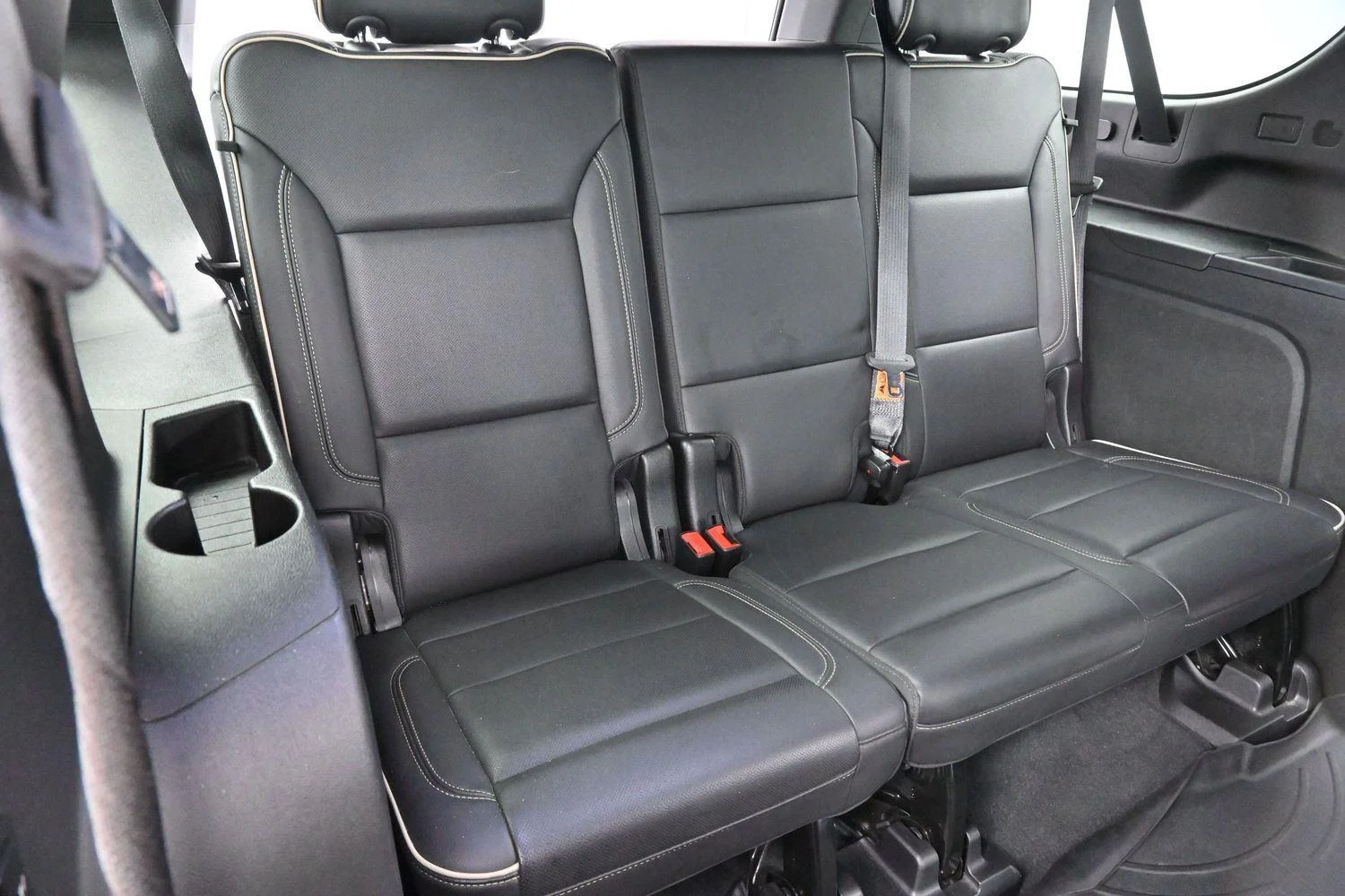 Used 2021 BLACK Chevrolet Premier image 39
