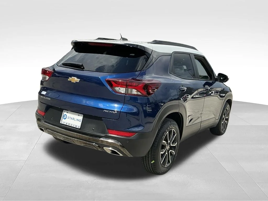 Used 2022 Blue Chevrolet ACTIV image 7
