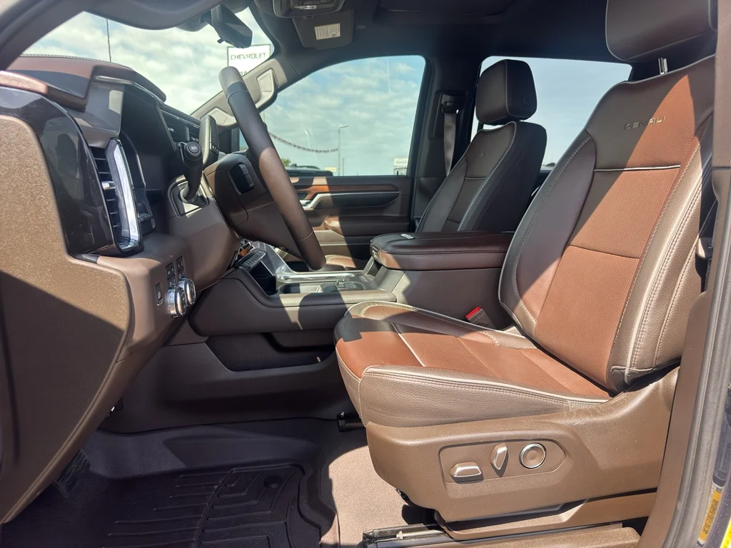 Used 2024 Titanium Rush Metallic GMC Denali image 11