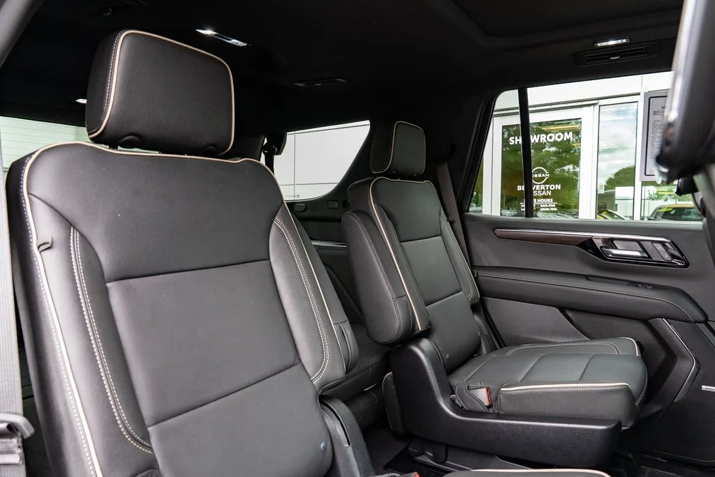 Used 2026 Black Chevrolet Premier image 27