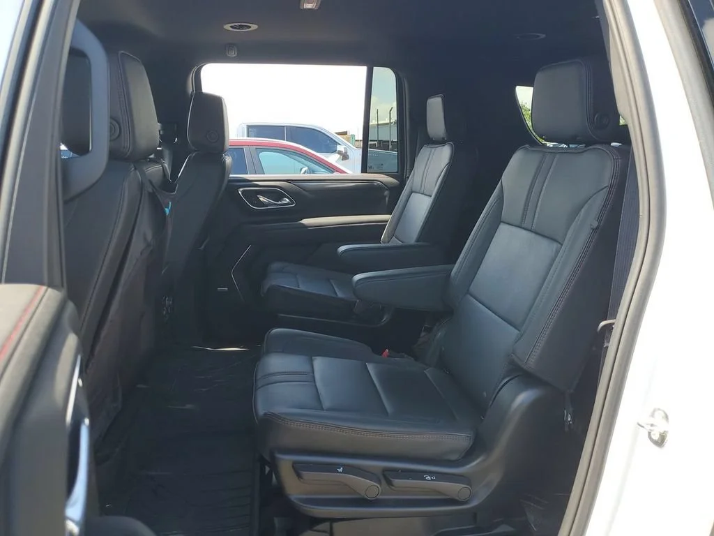 Used 2024 Summit White Chevrolet RST image 31