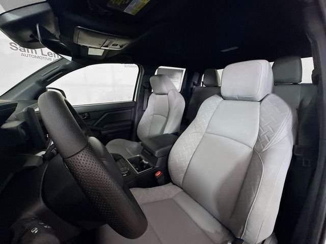 Used 2026 White Toyota SR5 image 20