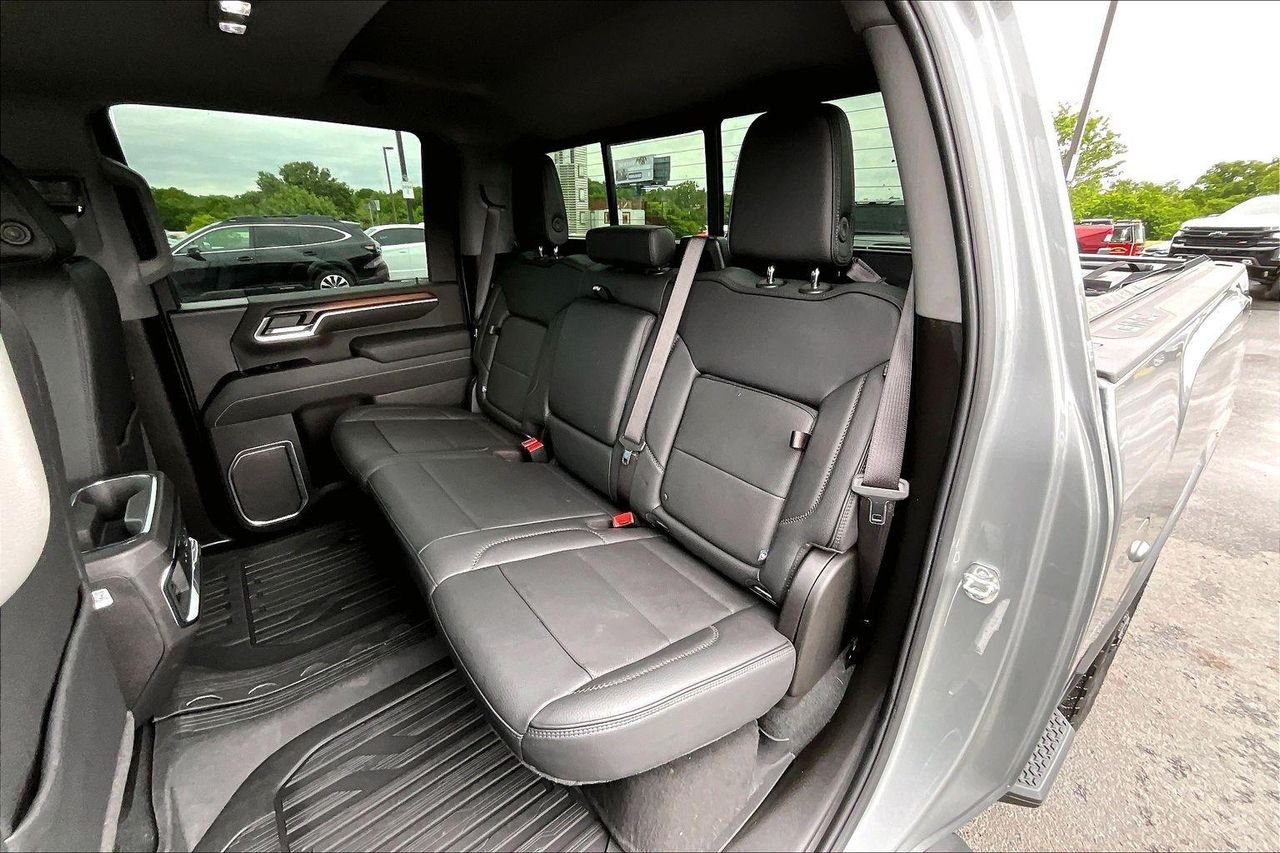 2025 GMC Sierra 3500HD Denali - Photo 25