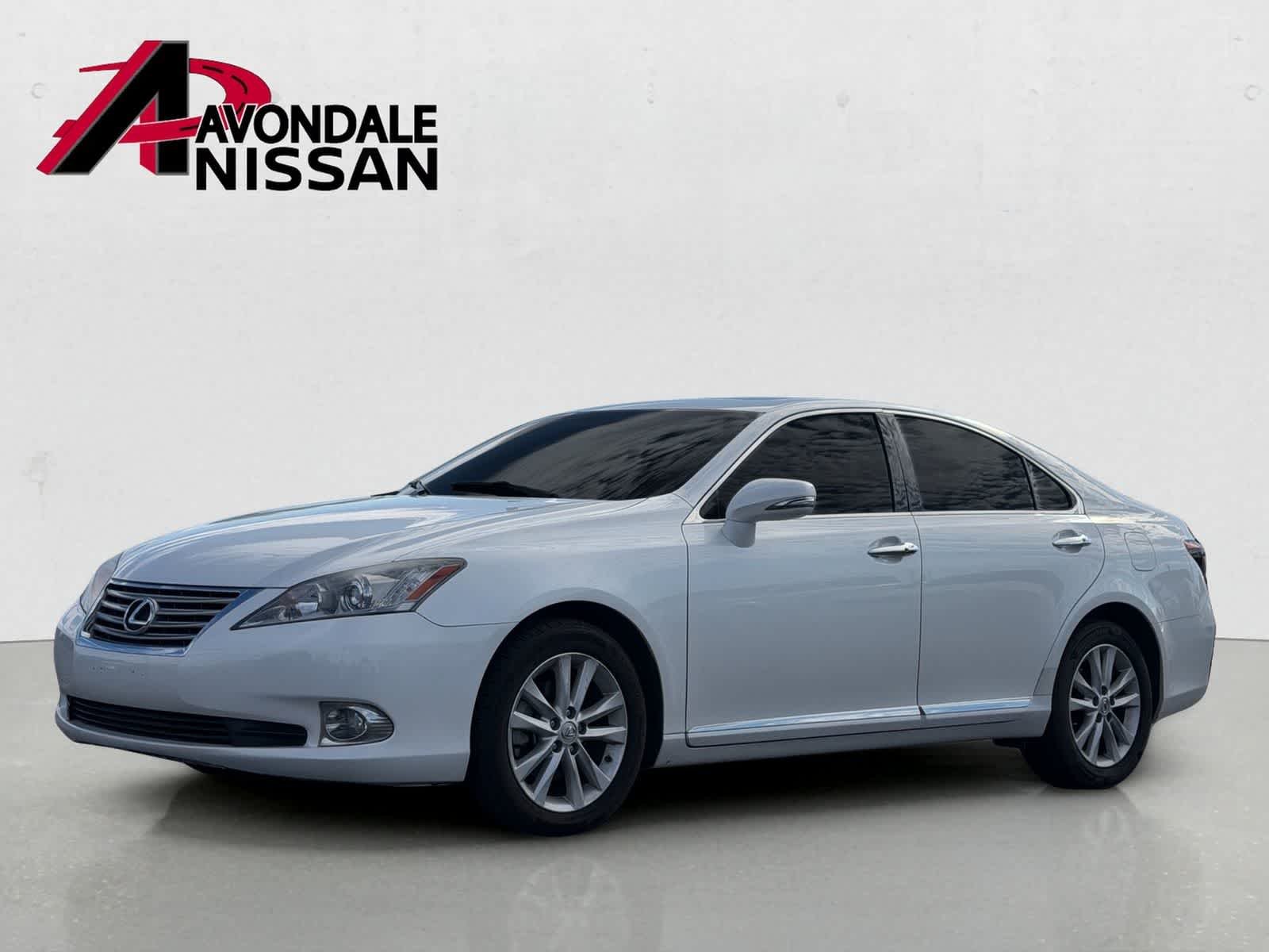 Used 2010 Starfire Pearl Lexus  image 2