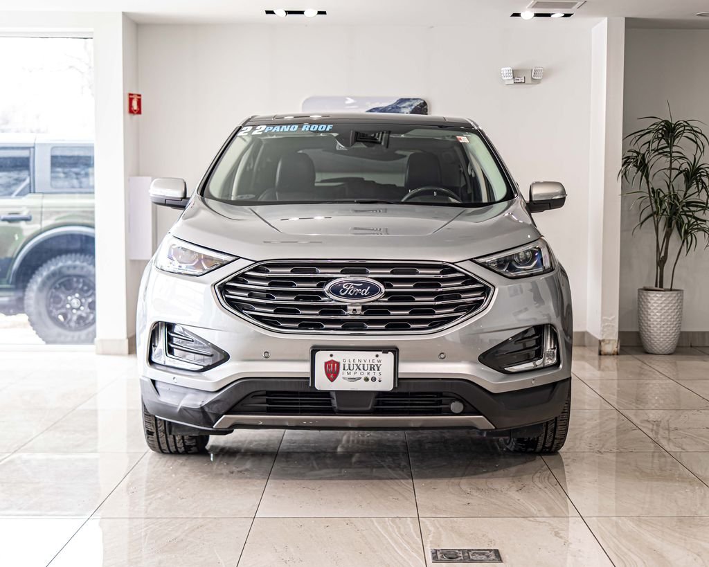Used 2022 Silver Ford Titanium image 3