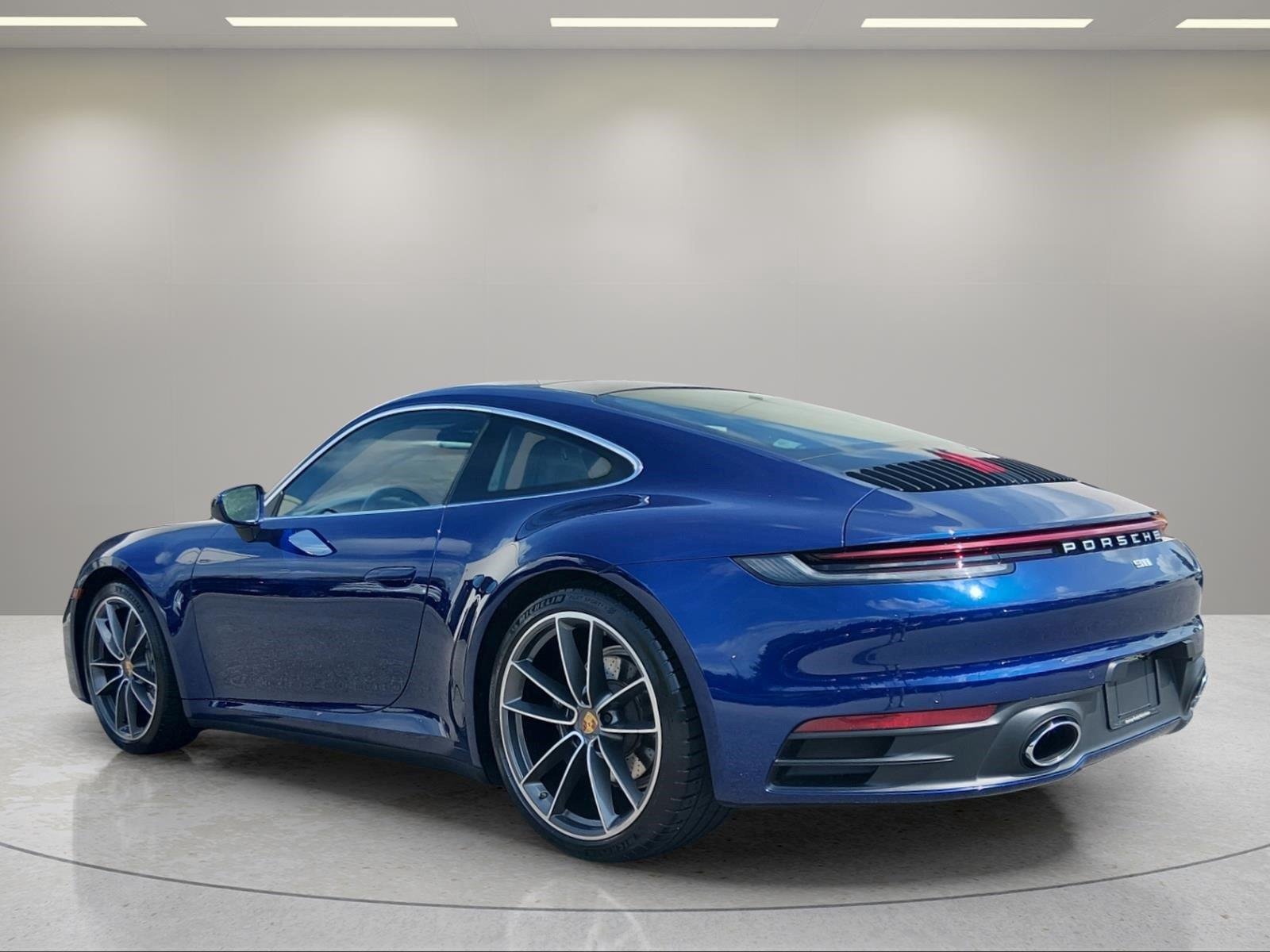 Used 2020 Gentian Blue Metallic Porsche Carrera image 3