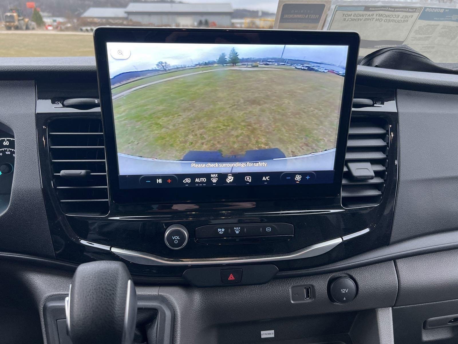 Used 2024 Oxford White Ford T350 AWD SRW image 21