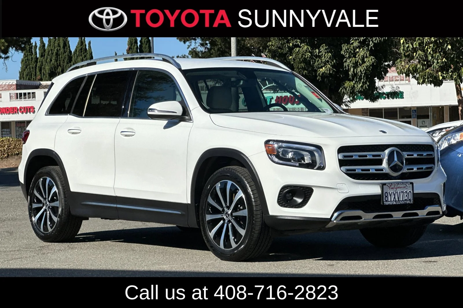 Used 2021 White Mercedes-Benz GLB 250 image 8