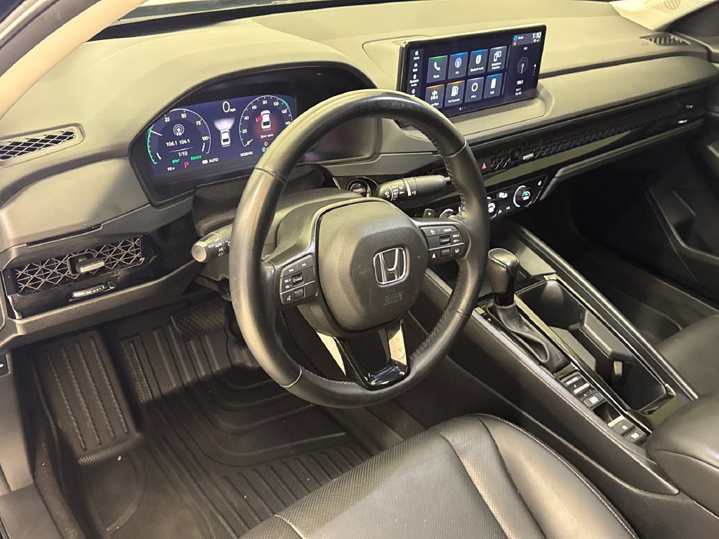 Certified Used 2023 Crystal Black Pearl Honda EX-L image 18