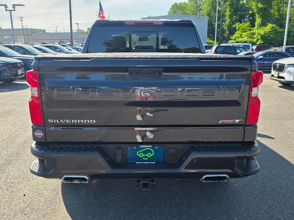 Used 2022 Dark Ash Metallic Chevrolet RST image 16