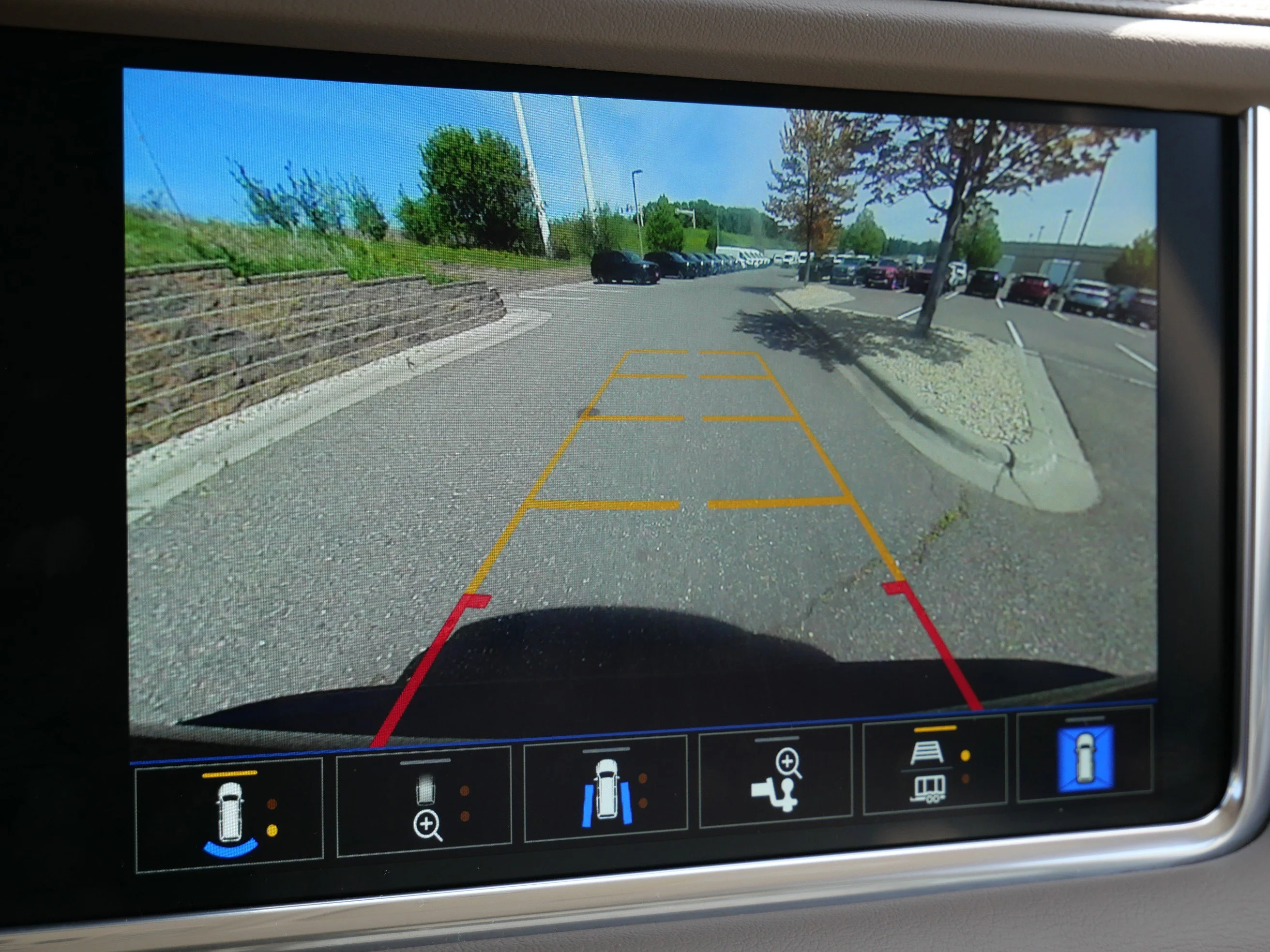 2024 GMC Yukon XL Denali - Photo 28