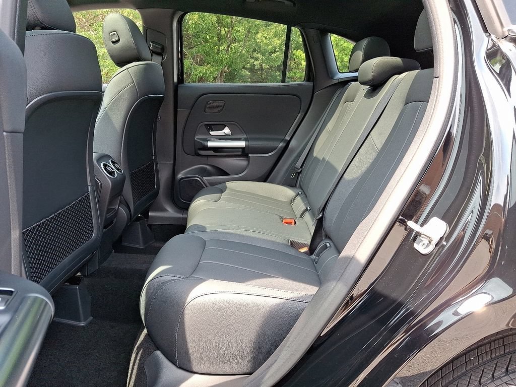 New 2026 Night Black Mercedes-Benz GLA 250 image 25