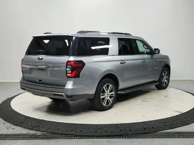 Used 2022 Silver Ford Limited image 7