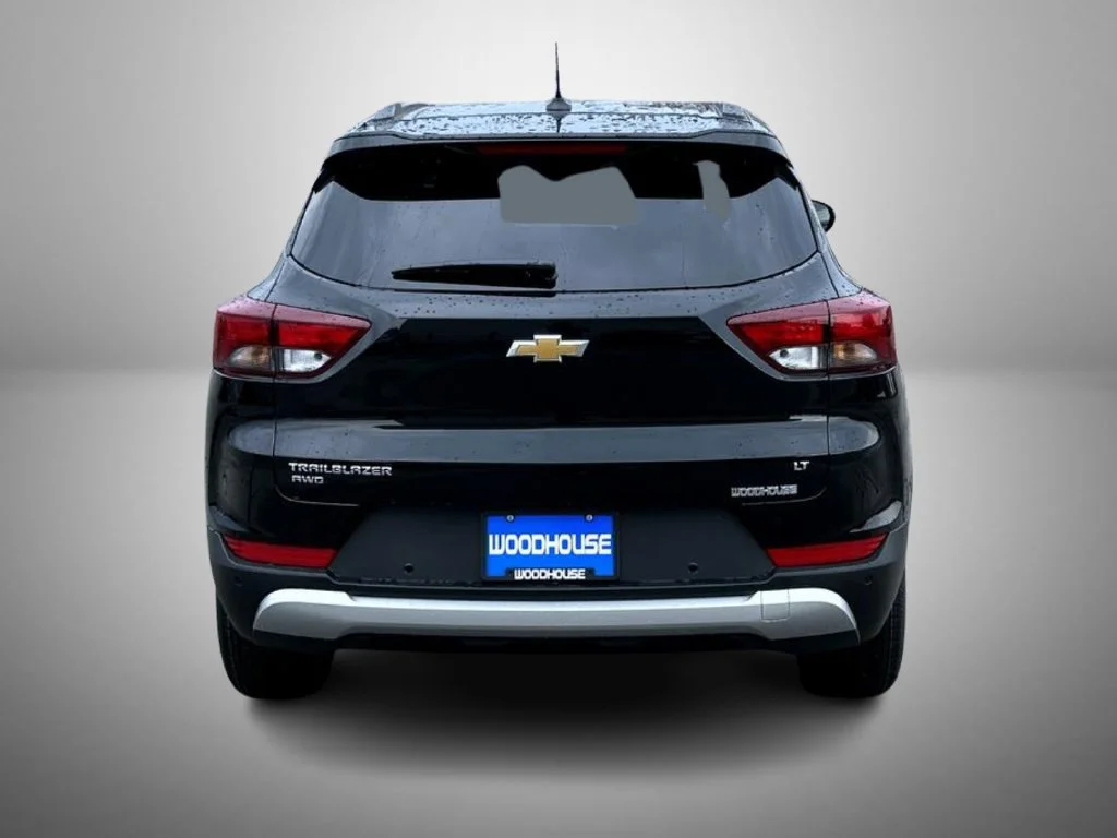 New 2026 Mosaic Black Metallic Chevrolet LT image 6