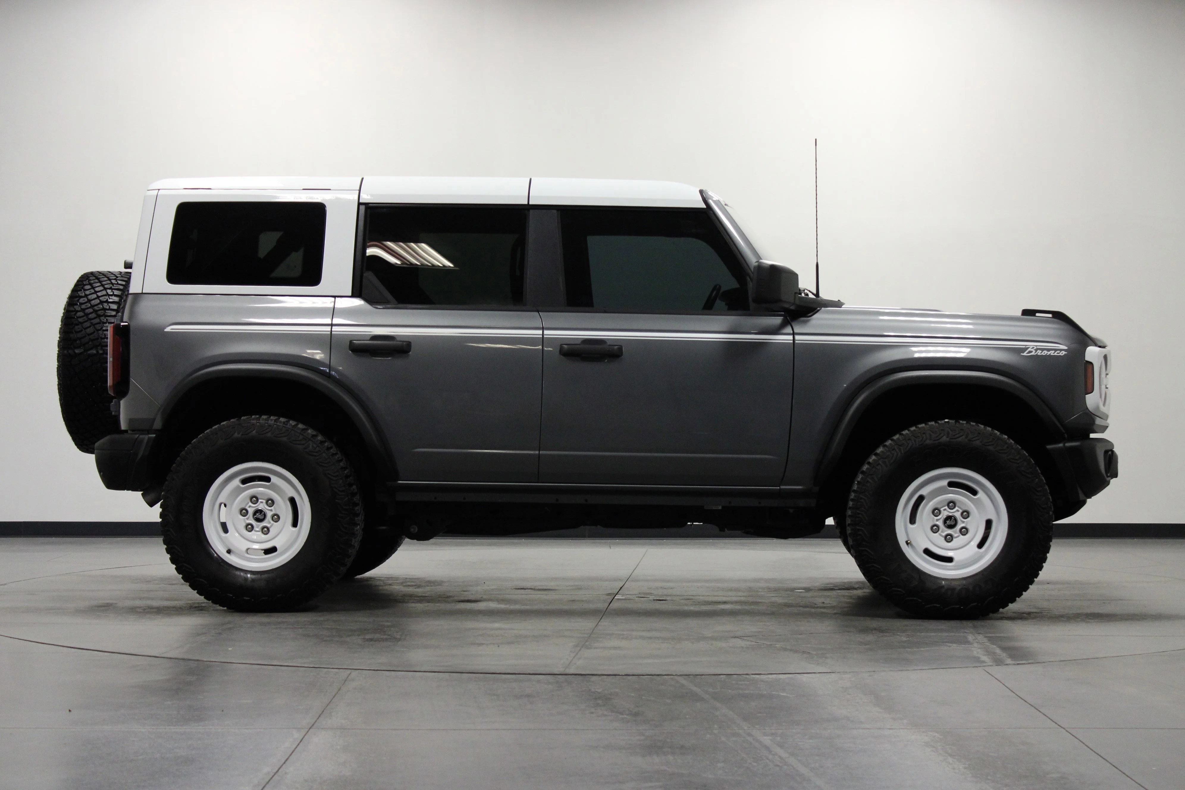 Used 2023 Carbonized Gray Metallic Ford Heritage Edition image 3
