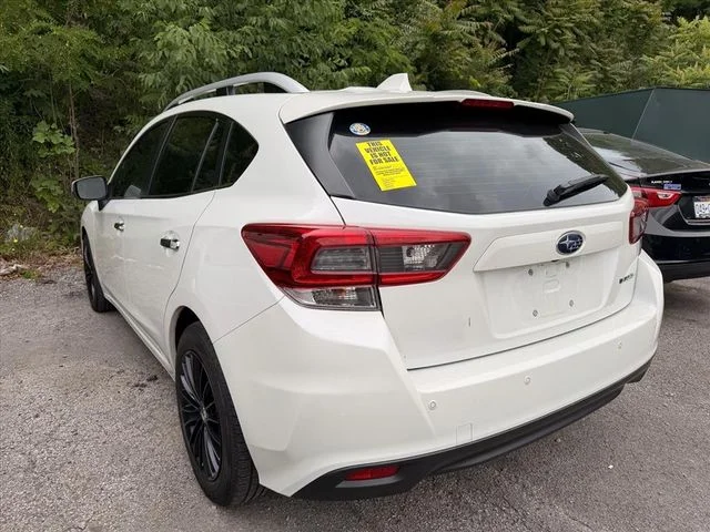 Used 2022 White Subaru Limited image 7