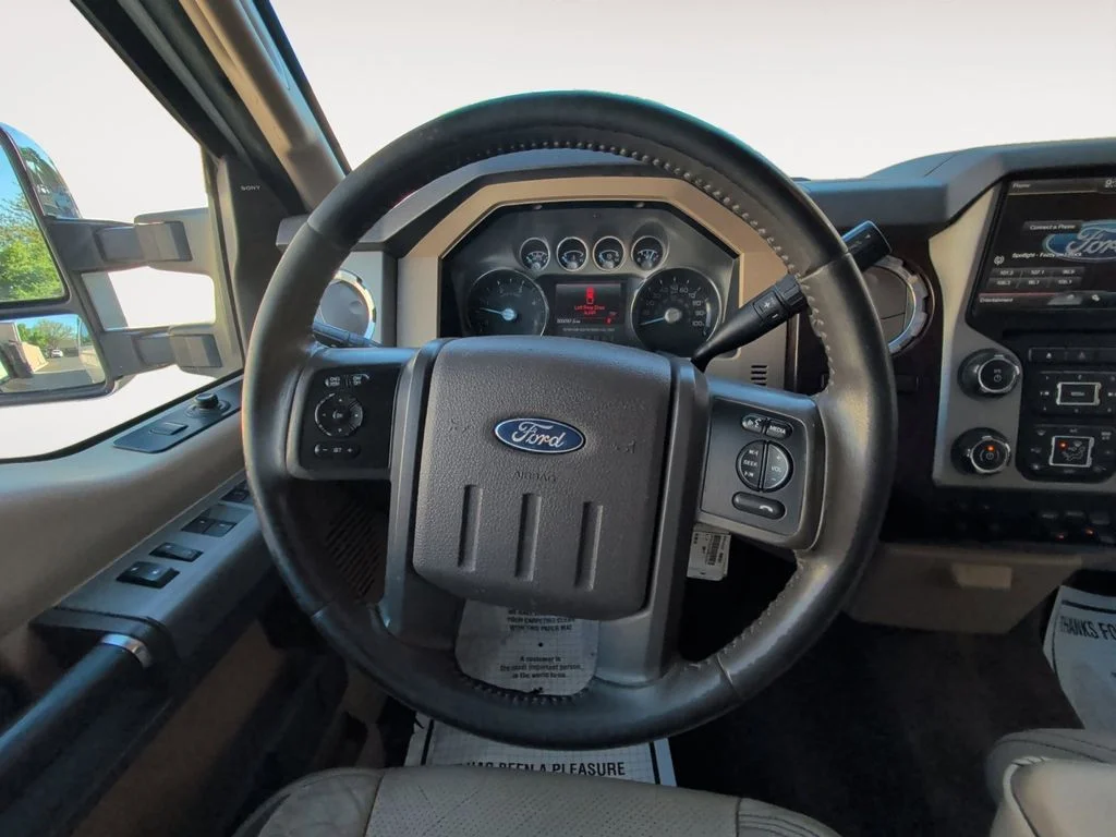 Used 2015 White Ford Lariat image 12
