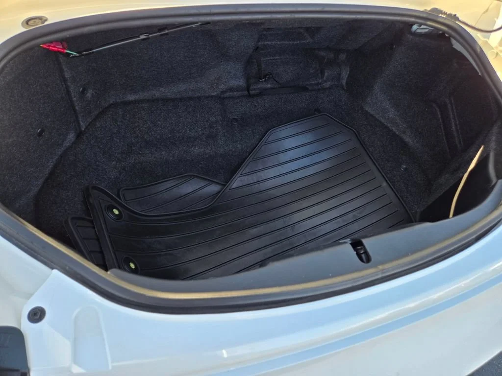 Used 2018 Snowflake White P Mazda Grand Touring image 10