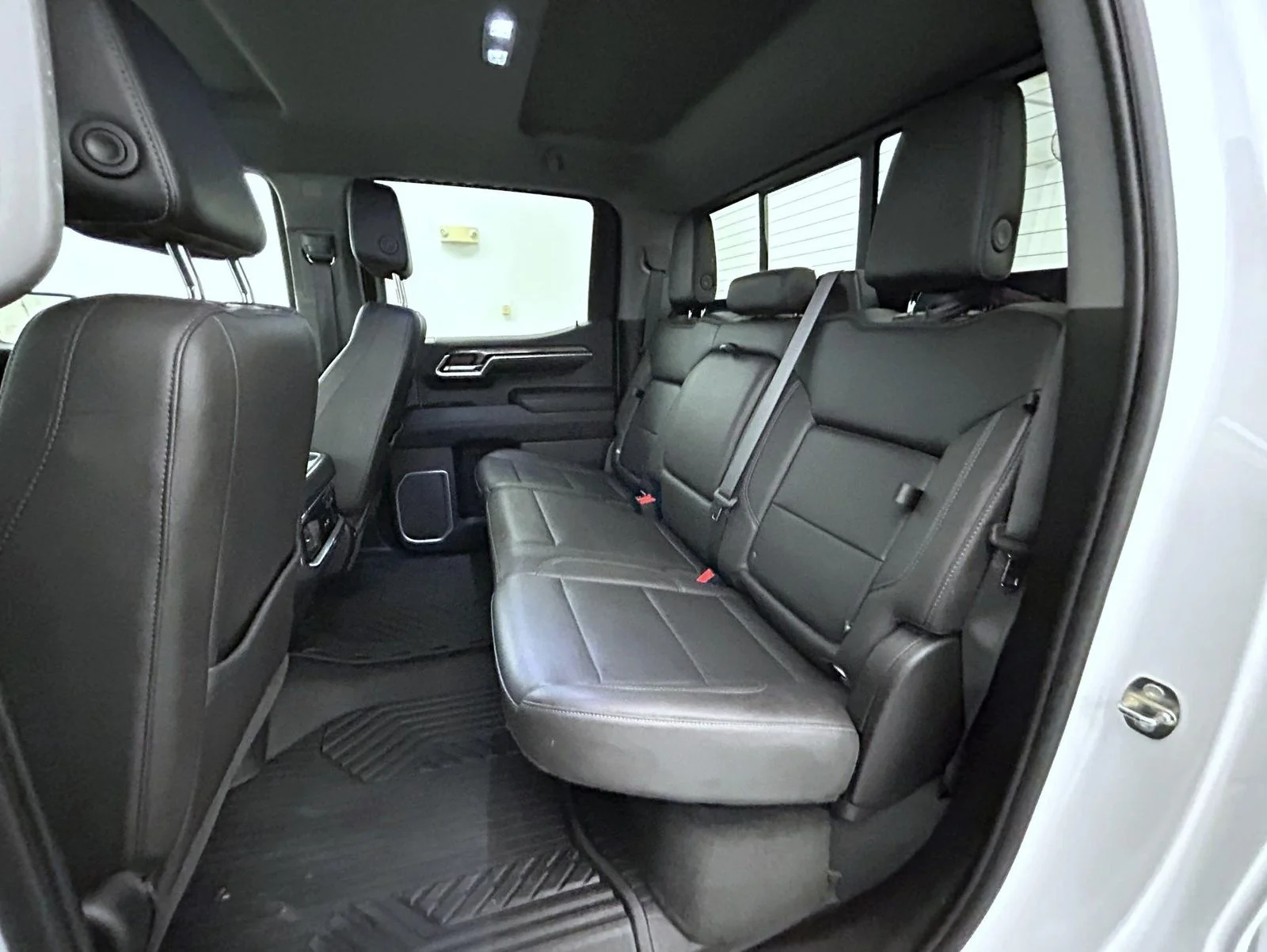 Used 2023 White Chevrolet LTZ image 19