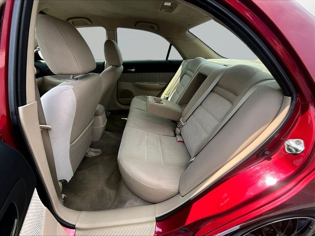 Used 2005 Red Mazda i image 22