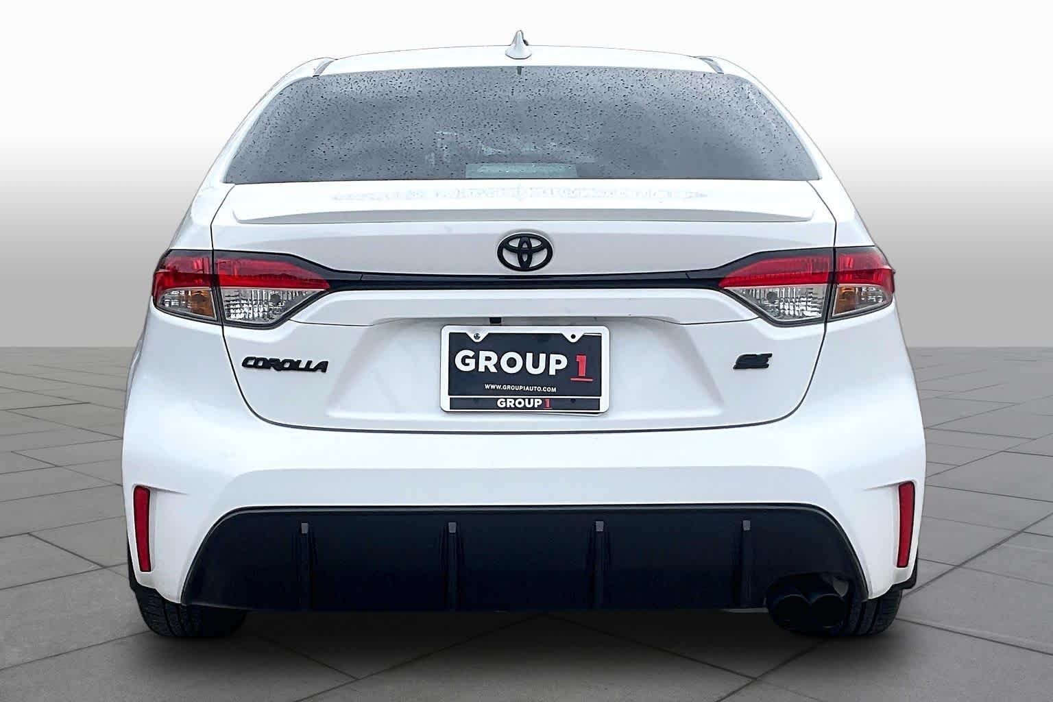 Used 2026 Ice Cap Toyota SE image 5