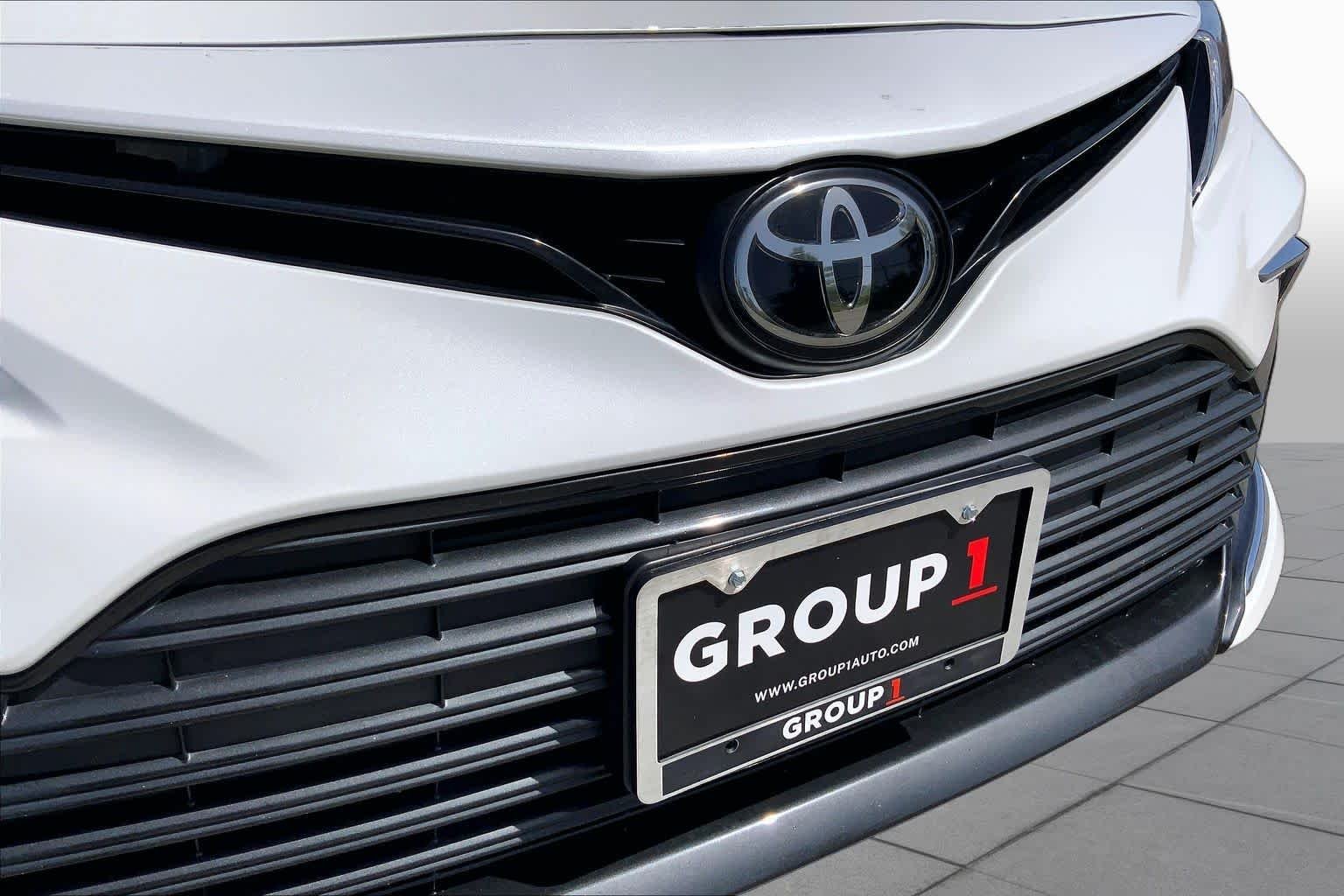 Used 2022 Wind Chill Pearl Toyota XLE image 29