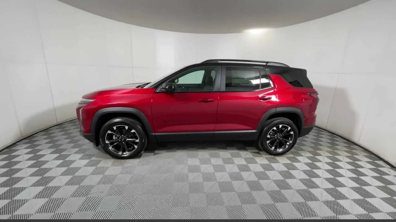2025 Chevrolet Equinox RS - Photo 10