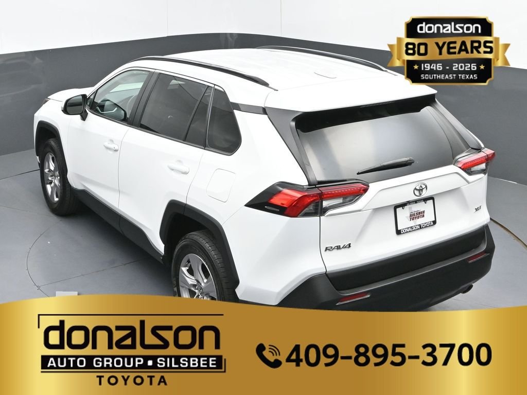 Used 2025 White Toyota XLE image 26
