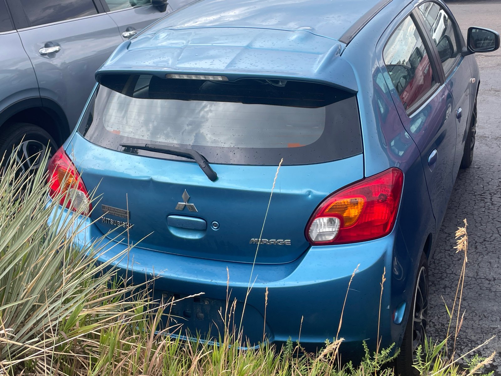 Used 2014 Sapphire Blue Mitsubishi ES image 4