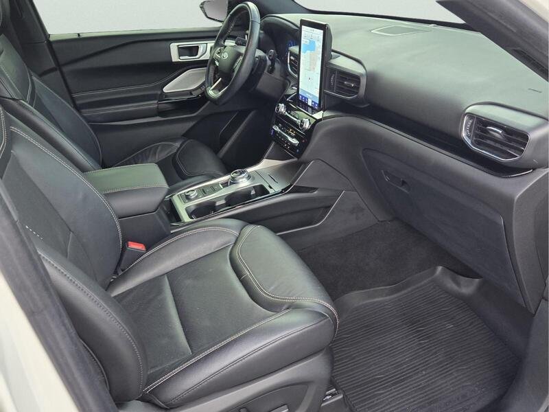 Used 2022 White Metallic FORD ST 4WD image 20
