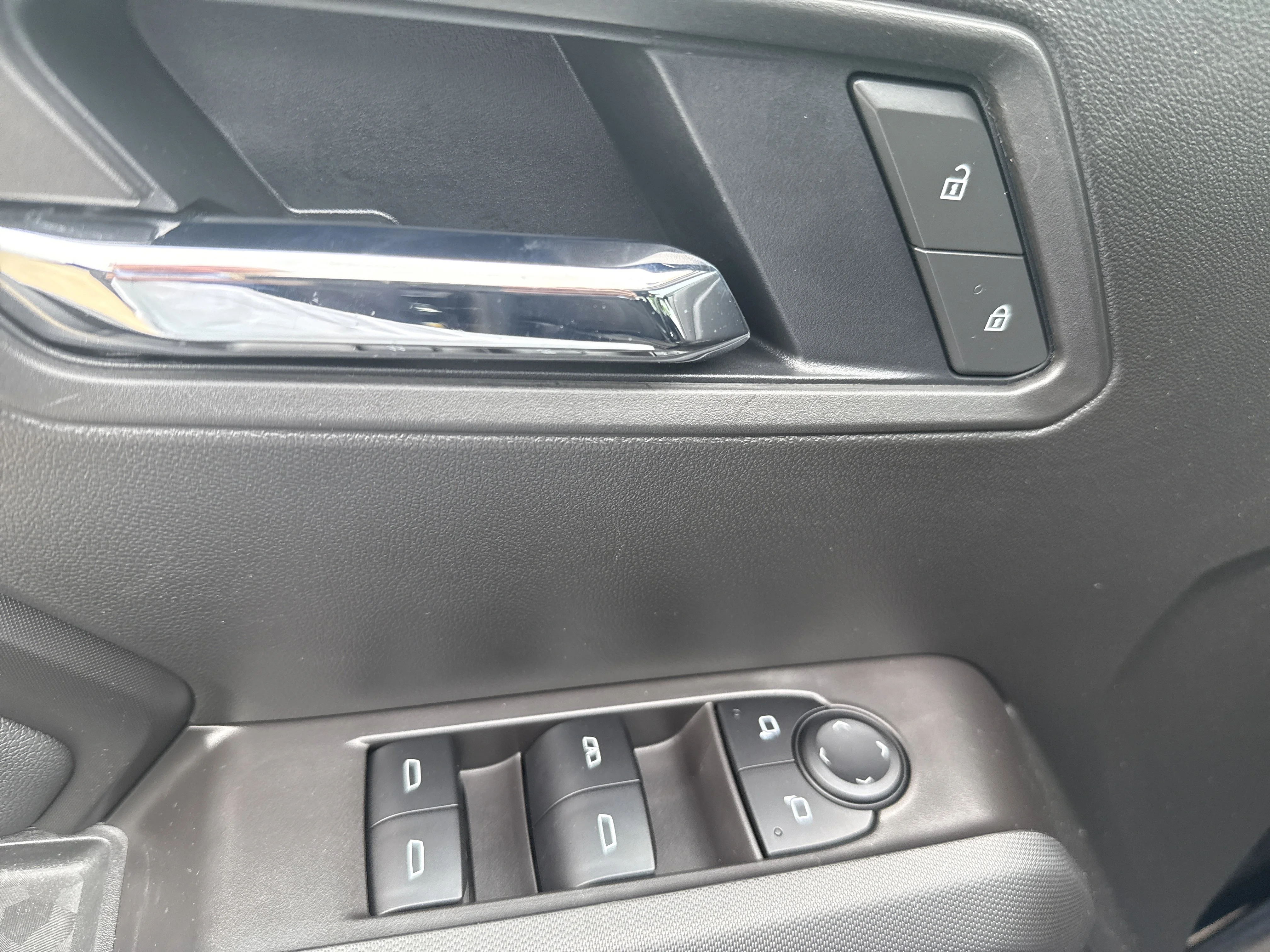 Used 2025 Black Chevrolet LT image 21