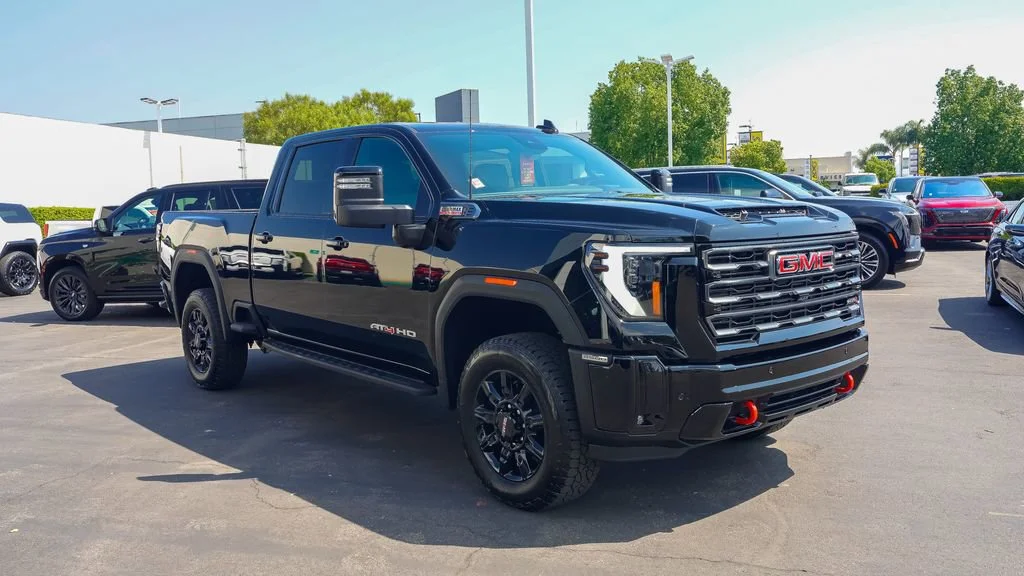 2026 GMC Sierra 2500HD AT4 - Photo 6