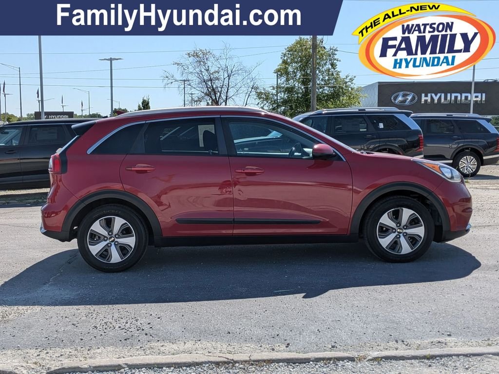 Used 2017 Kia Niro LX with VIN KNDCB3LC0H5088755 for sale in Tinley Park, IL