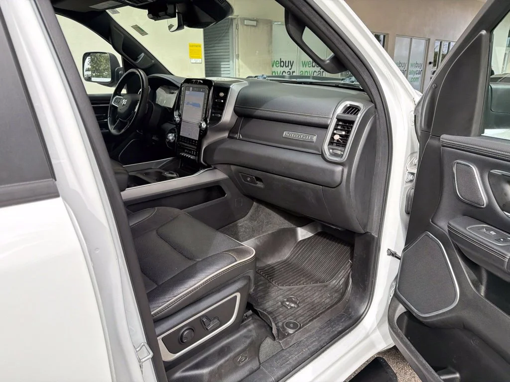 Used 2023 White Ram Laramie image 28