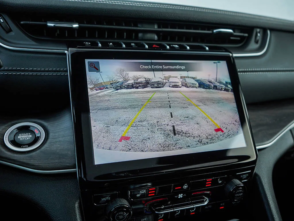 2025 Jeep Grand Cherokee Limited - Photo 24