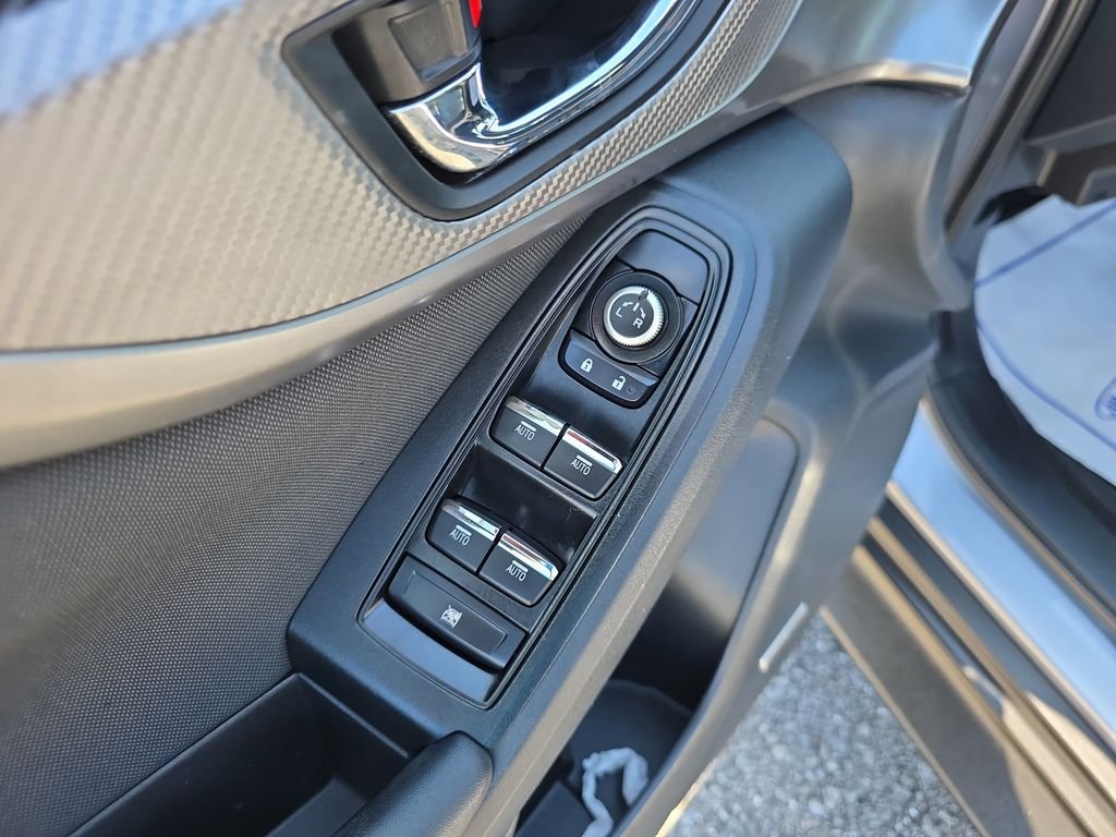 Used 2024 Ice Silver Metallic Subaru Premium image 18