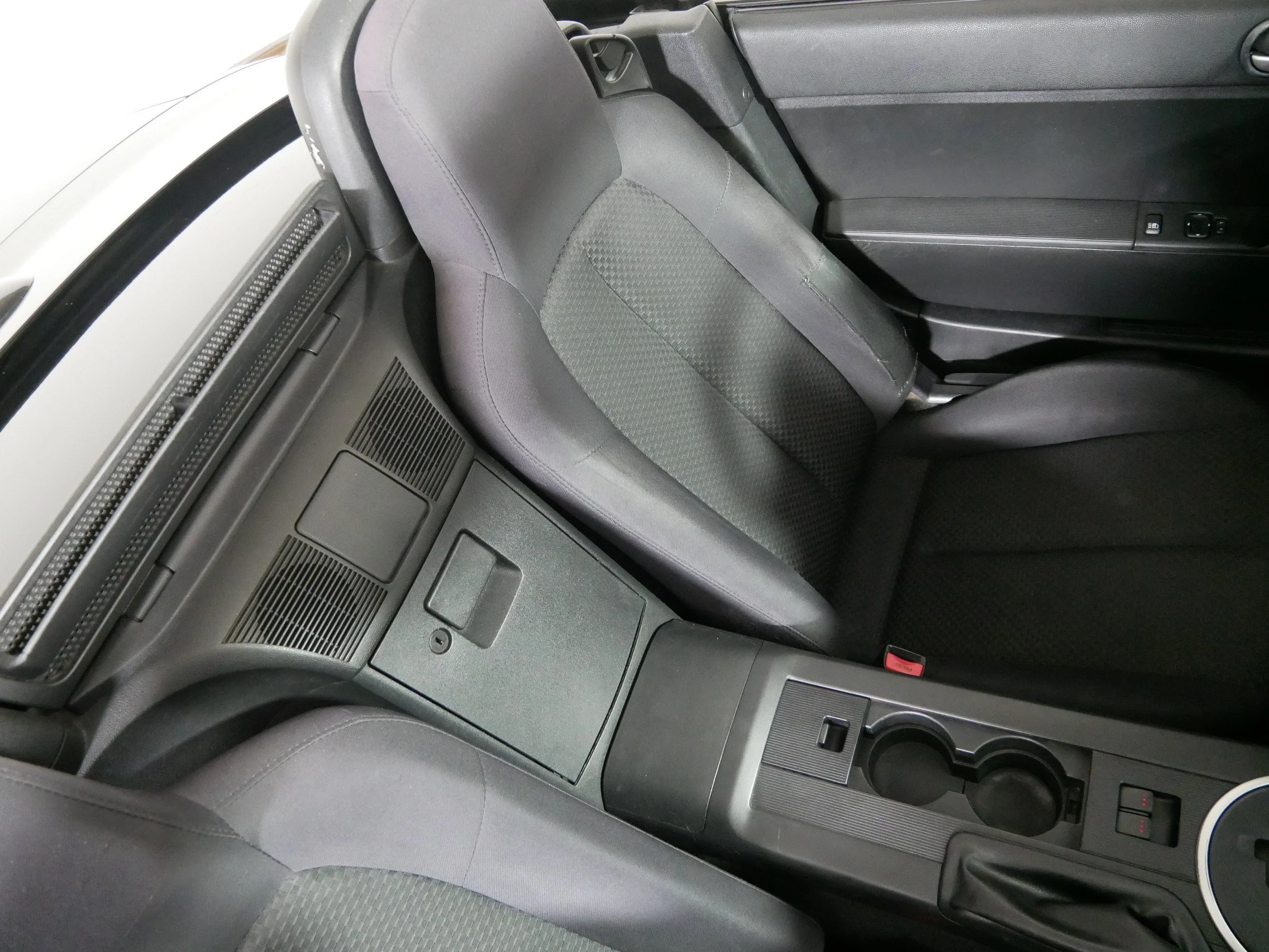 Used 2008 Brilliant Black Mazda Touring image 14