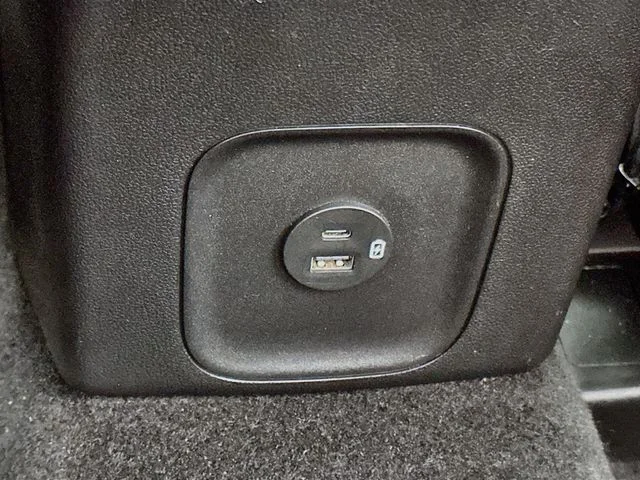 Pre-Owned 2022 Ford Escape SE